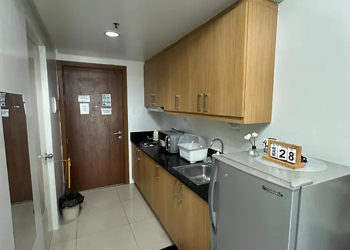 Apartment Shell Residences Pool View Manila