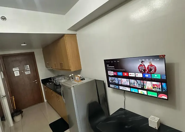 Shell Residences Pool View Apartment *